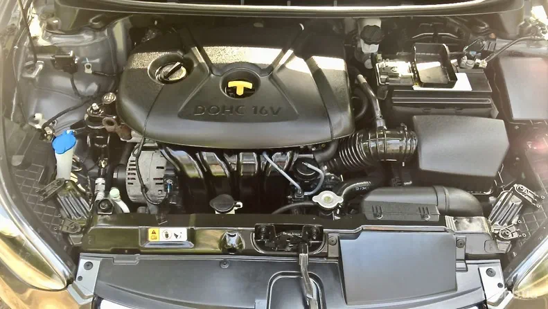 Hyundai Elantra 2013