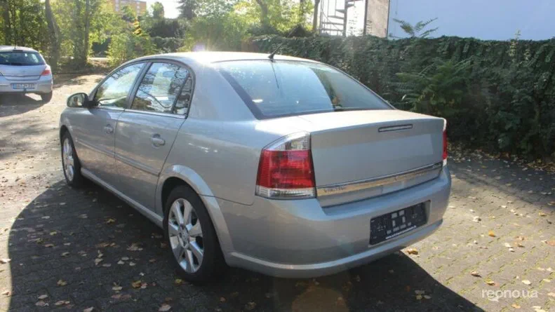 Opel Vectra 2006 - 10