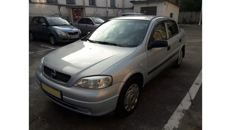 Opel Astra 2004 - 5