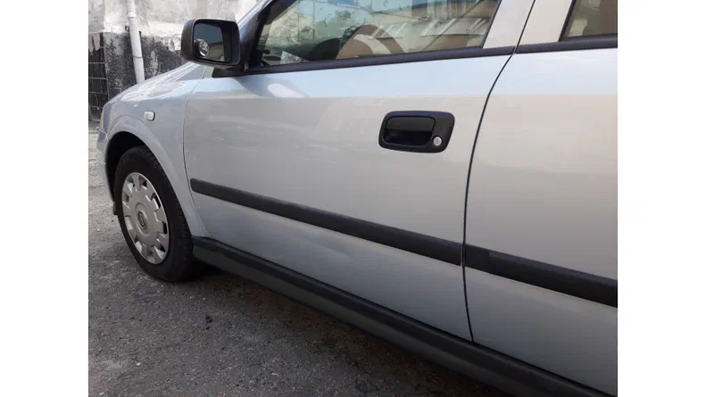 Opel Astra 2004 - 11