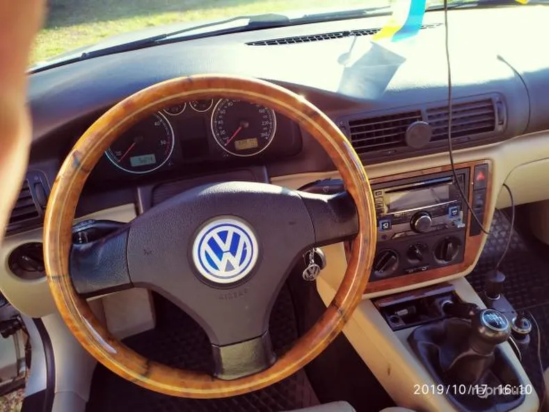 Volkswagen  Passat Variant 2001 - 9