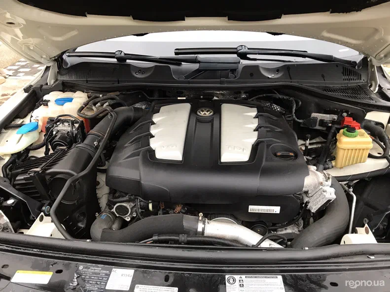 Volkswagen Touareg 2012 - 11