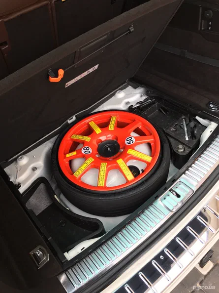 Volkswagen Touareg 2012 - 14