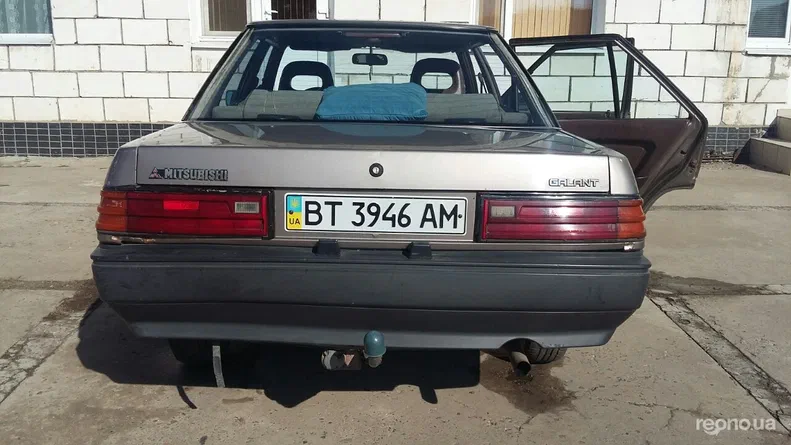 Mitsubishi Galant 1987