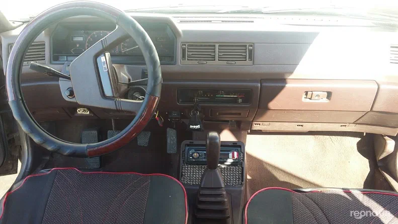 Mitsubishi Galant 1987