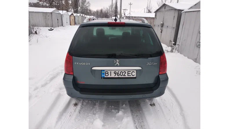 Peugeot 307 2008 - 5