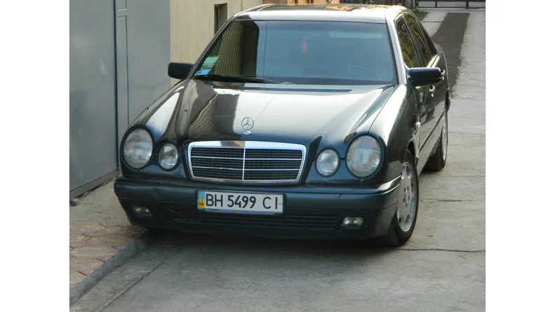 Mercedes-Benz E-Класс 1996