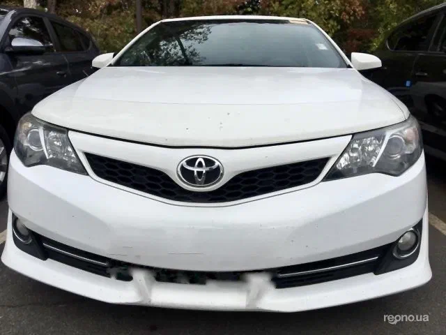 Toyota Camry 2014