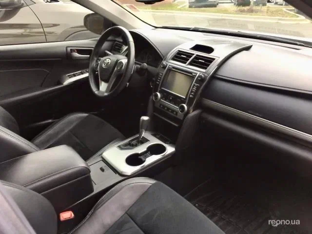 Toyota Camry 2014 - 6