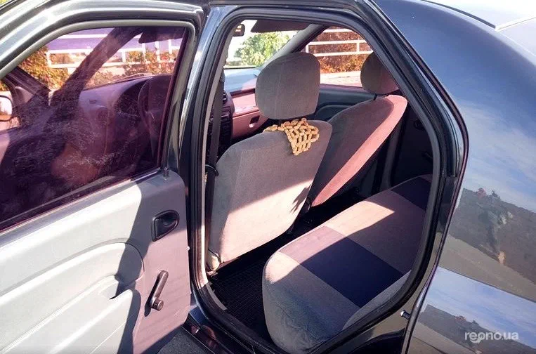 Renault Logan 2008 - 6