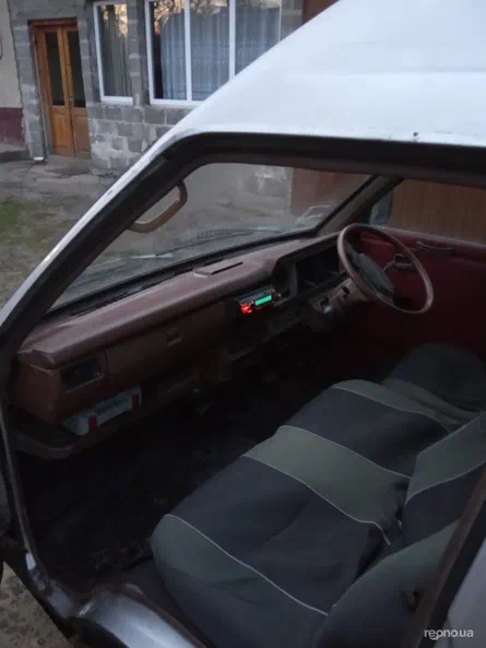 Nissan Vanette 1987 - 5