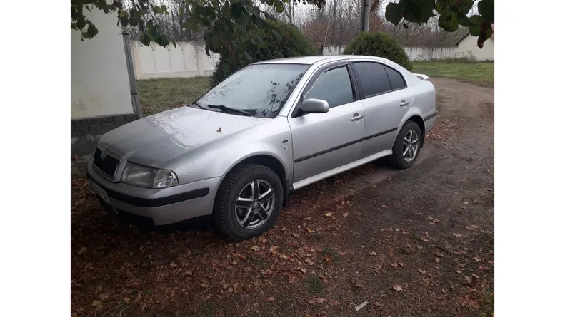 Skoda Octavia 2002 - 10