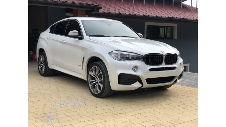 BMW X6 2016 - 8