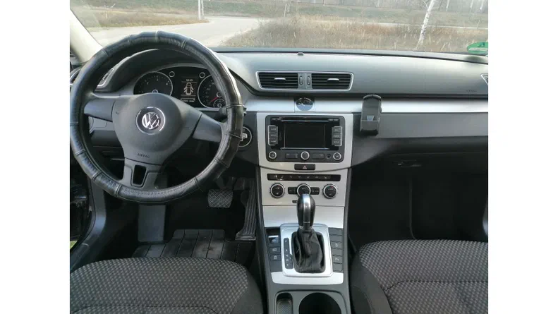 Volkswagen Passat 2014 - 9