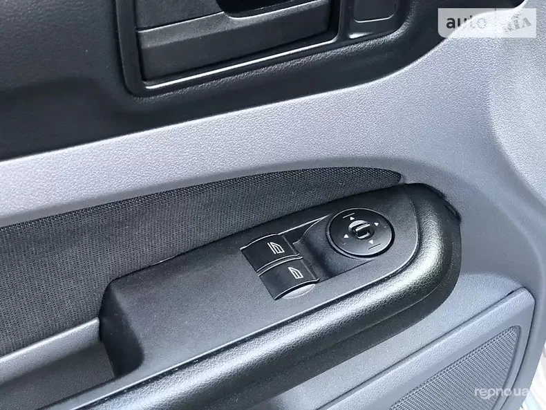 Ford Focus 2010 - 8