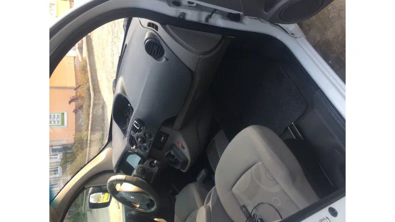 Renault Kangoo 2009 - 7