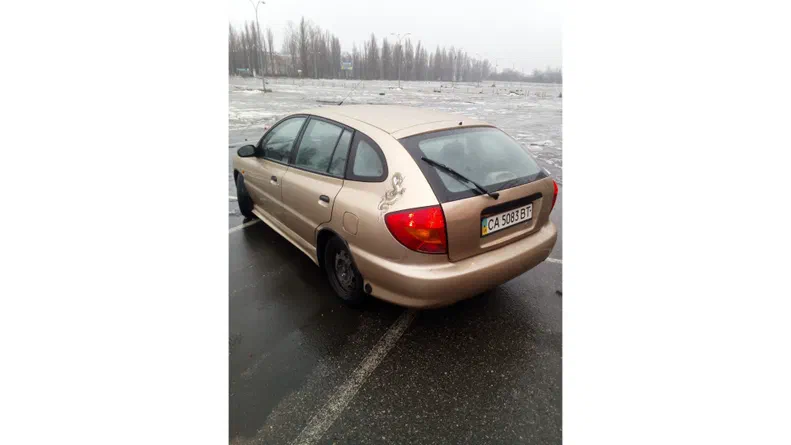 Kia Rio 2002