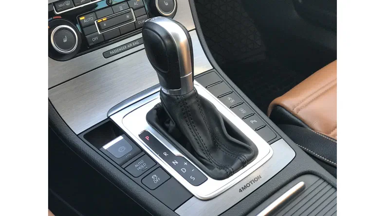 Volkswagen Passat 2011 - 6