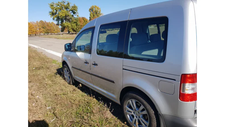 Volkswagen Caddy 2009
