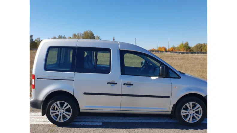 Volkswagen Caddy 2009 - 6