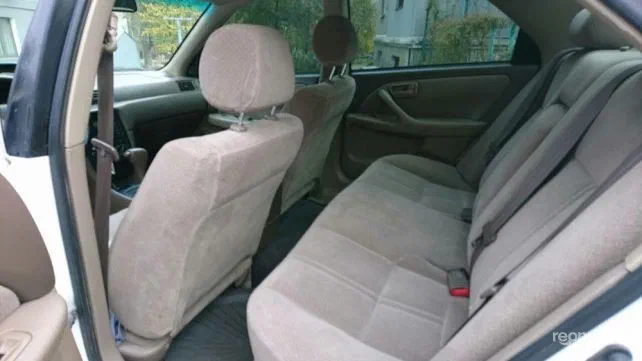 Toyota Camry 2000 - 9
