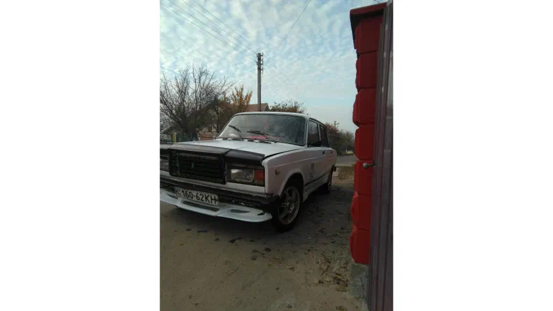 Lada (ВАЗ) 2107 1990