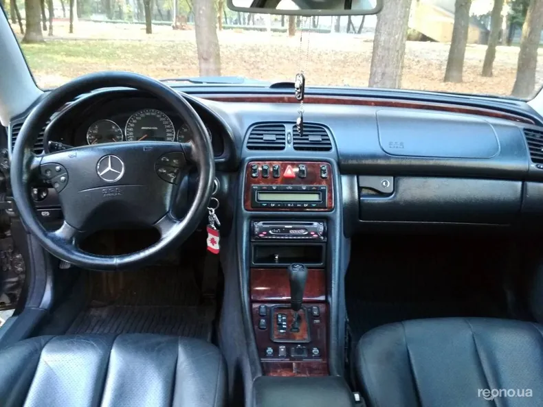 Mercedes-Benz CLK 270 2001