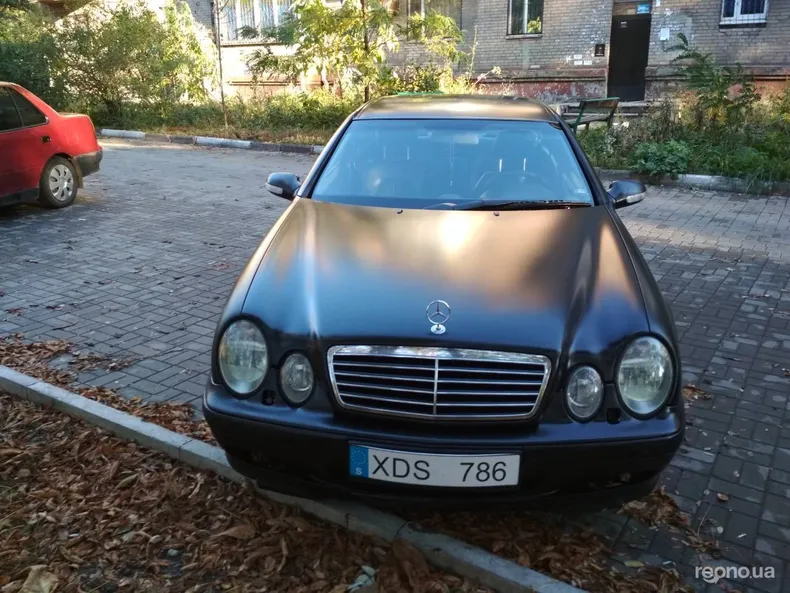 Mercedes-Benz CLK 270 2001