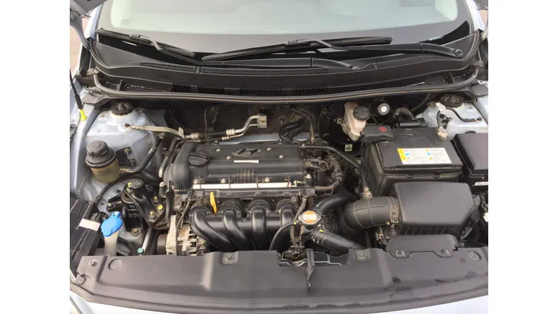 Hyundai Accent 2012 - 7