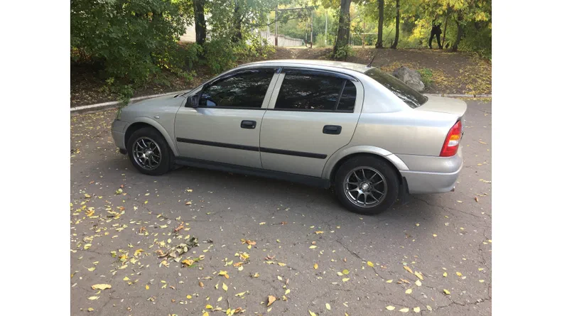 Opel Astra 2006