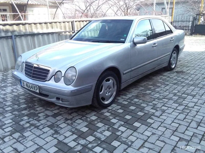 Mercedes-Benz E-Класс 2000