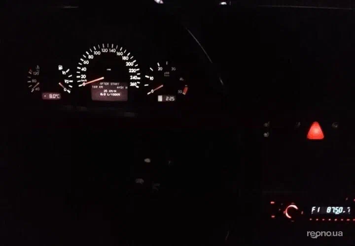 Mercedes-Benz E-Клас 2000 - 7