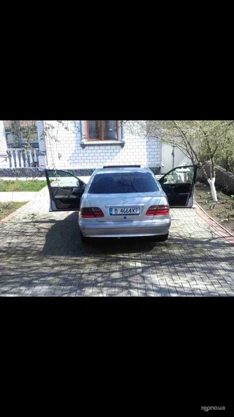 Mercedes-Benz E-Клас 2000 - 5