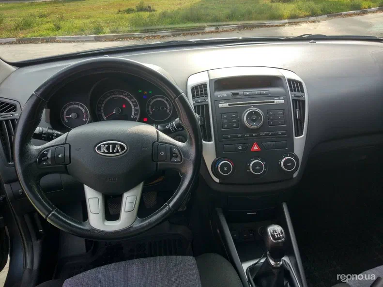 Kia Ceed 2012 - 11