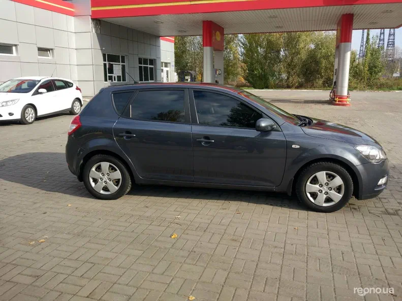Kia Ceed 2012