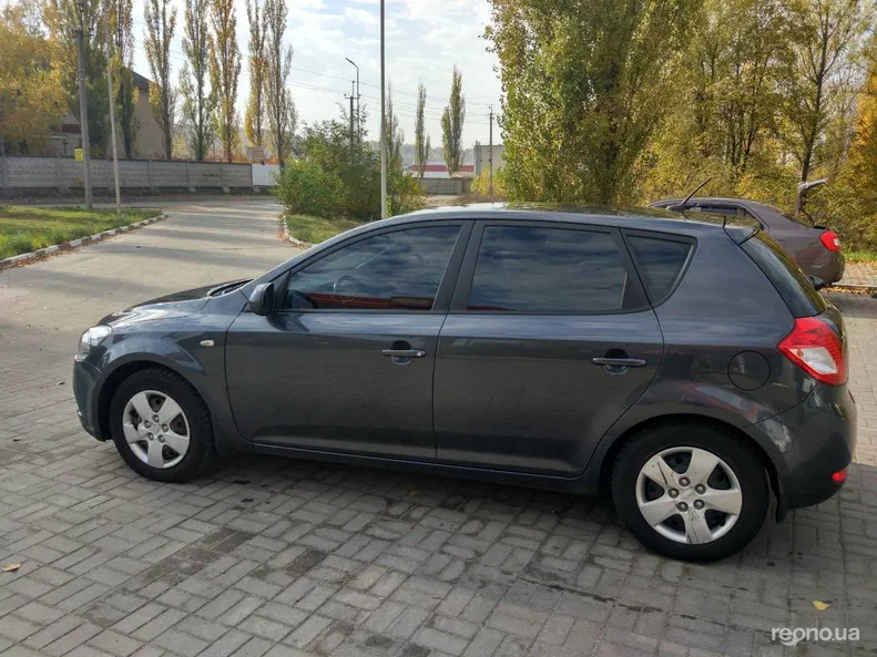 Kia Ceed 2012 - 7