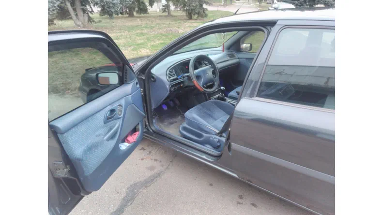 Ford Mondeo 1995 - 8