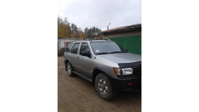 Nissan Pathfinder 1999