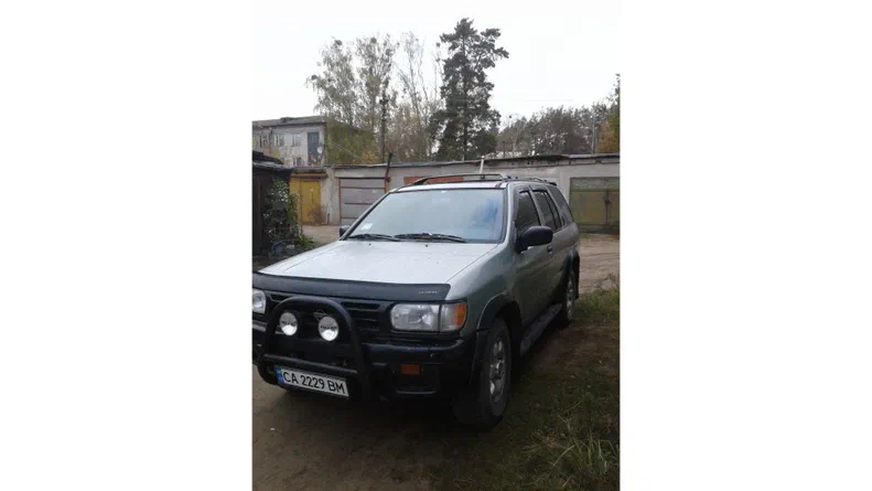Nissan Pathfinder 1999