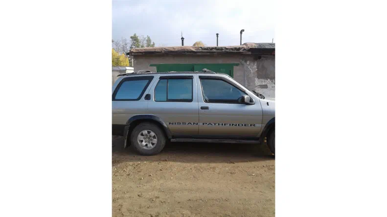 Nissan Pathfinder 1999 - 11