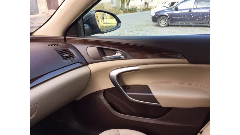 Opel Insignia 2010 - 17