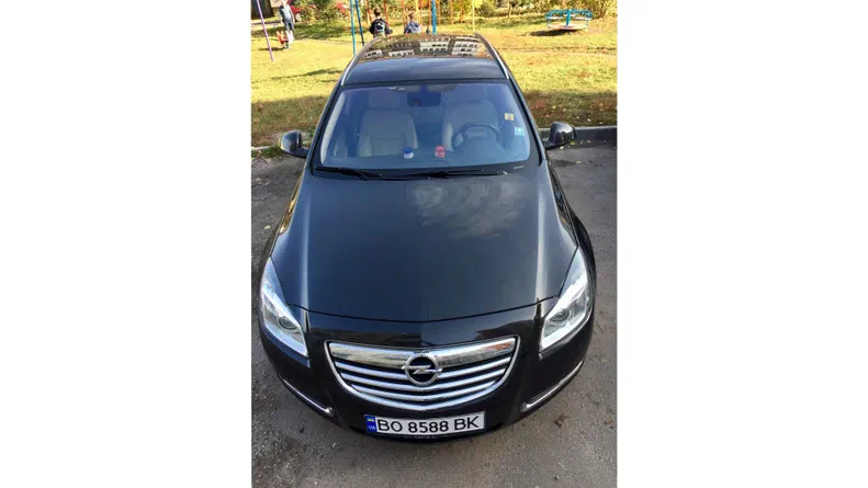 Opel Insignia 2010 - 12