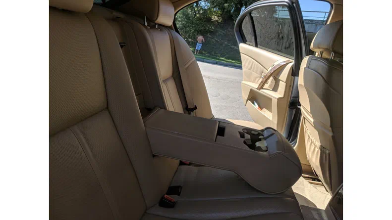 BMW 5 серія 2006 - 38