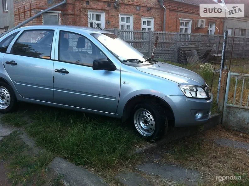 Lada (ВАЗ) Granta 2013