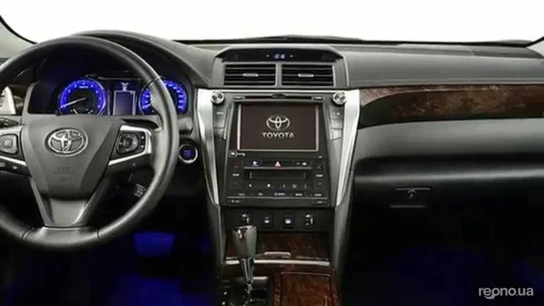 Toyota Camry 2014