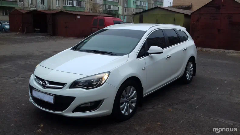 Opel Astra 2013