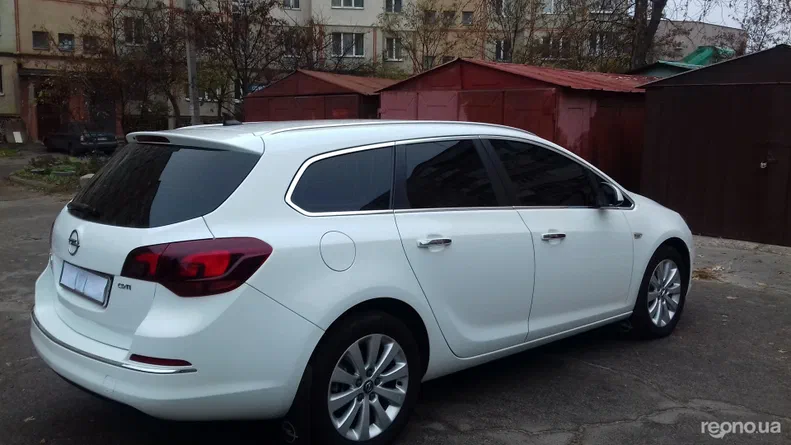 Opel Astra 2013 - 6