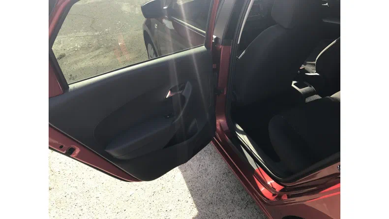 Volkswagen Polo 2012 - 17