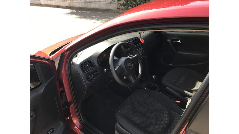 Volkswagen Polo 2012 - 8