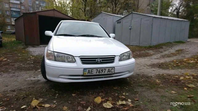 Toyota Camry 2000